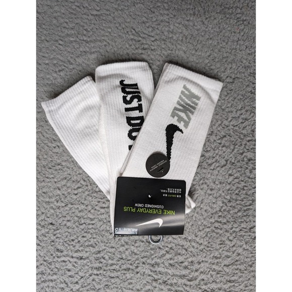 Nike Everyday Plus Dri-Fit Crew Socks 3 Pairs White Mens Large 9-11 Basketball - Picture 1 of 5